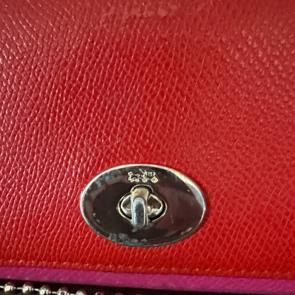 🐎❤️🧡🌟Coach Red and pink Chain Crossbody Bag - Picture 2 of 16
